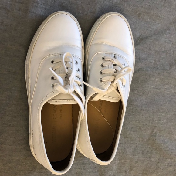 COPY - Common Project Sneakers - Picture 3 of 4